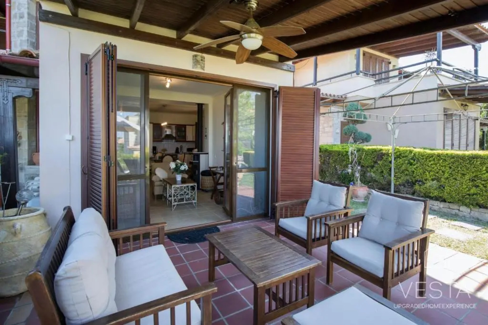 Galini Villa, 3 bdrms, sea views & private garden