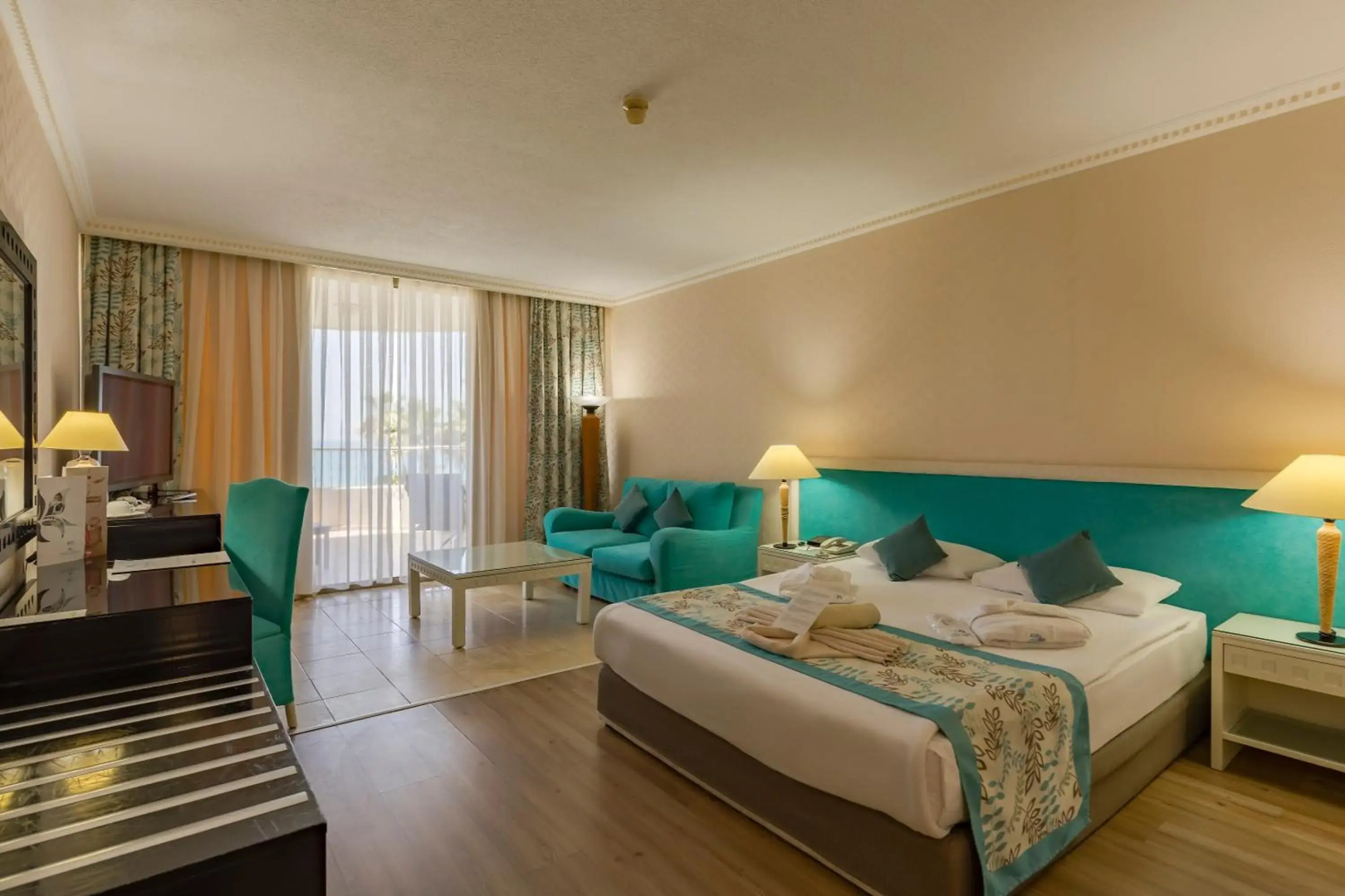 Sunrise Queen Luxury Resort & Spa