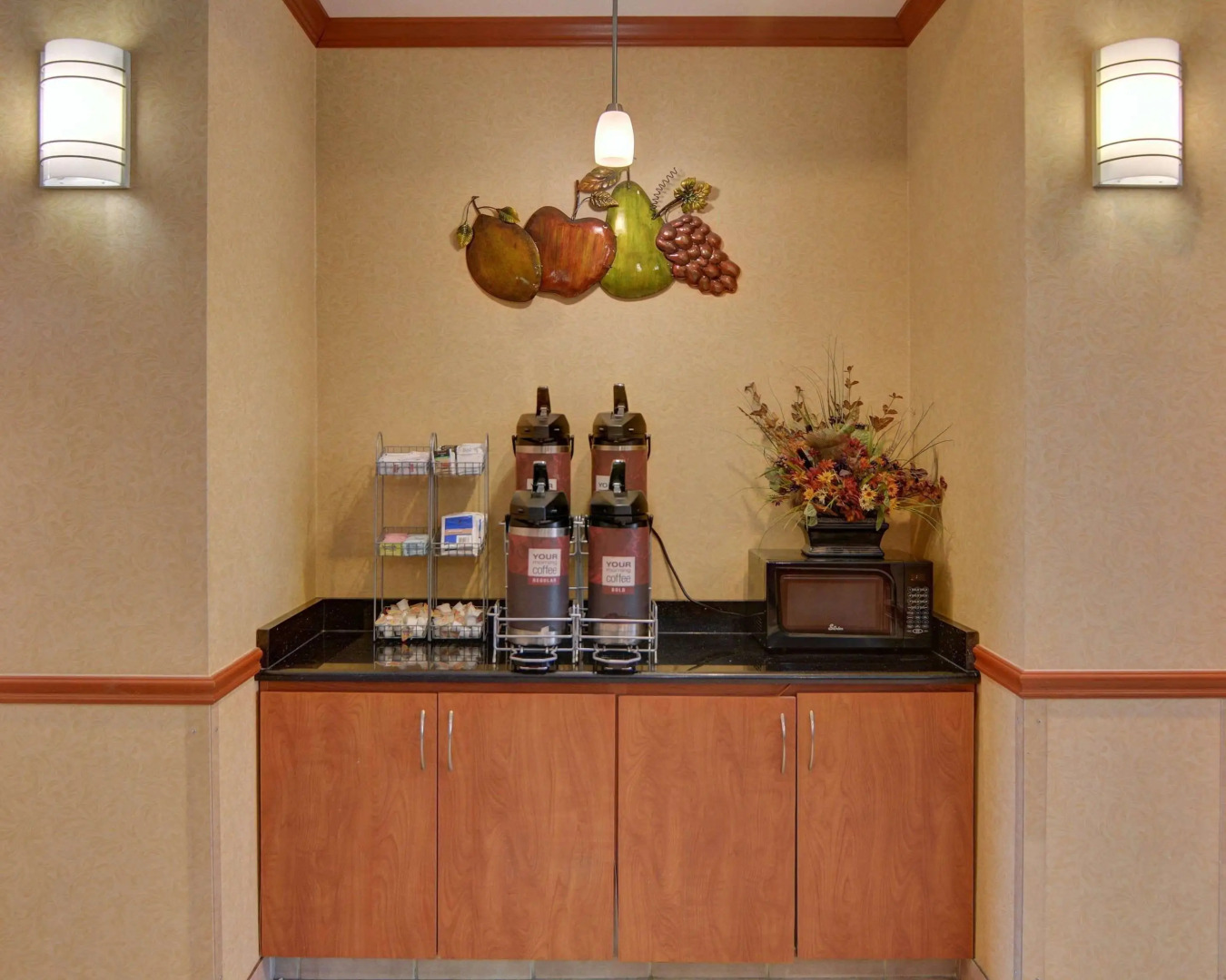 Quality Suites Near Cedar Creek Lake