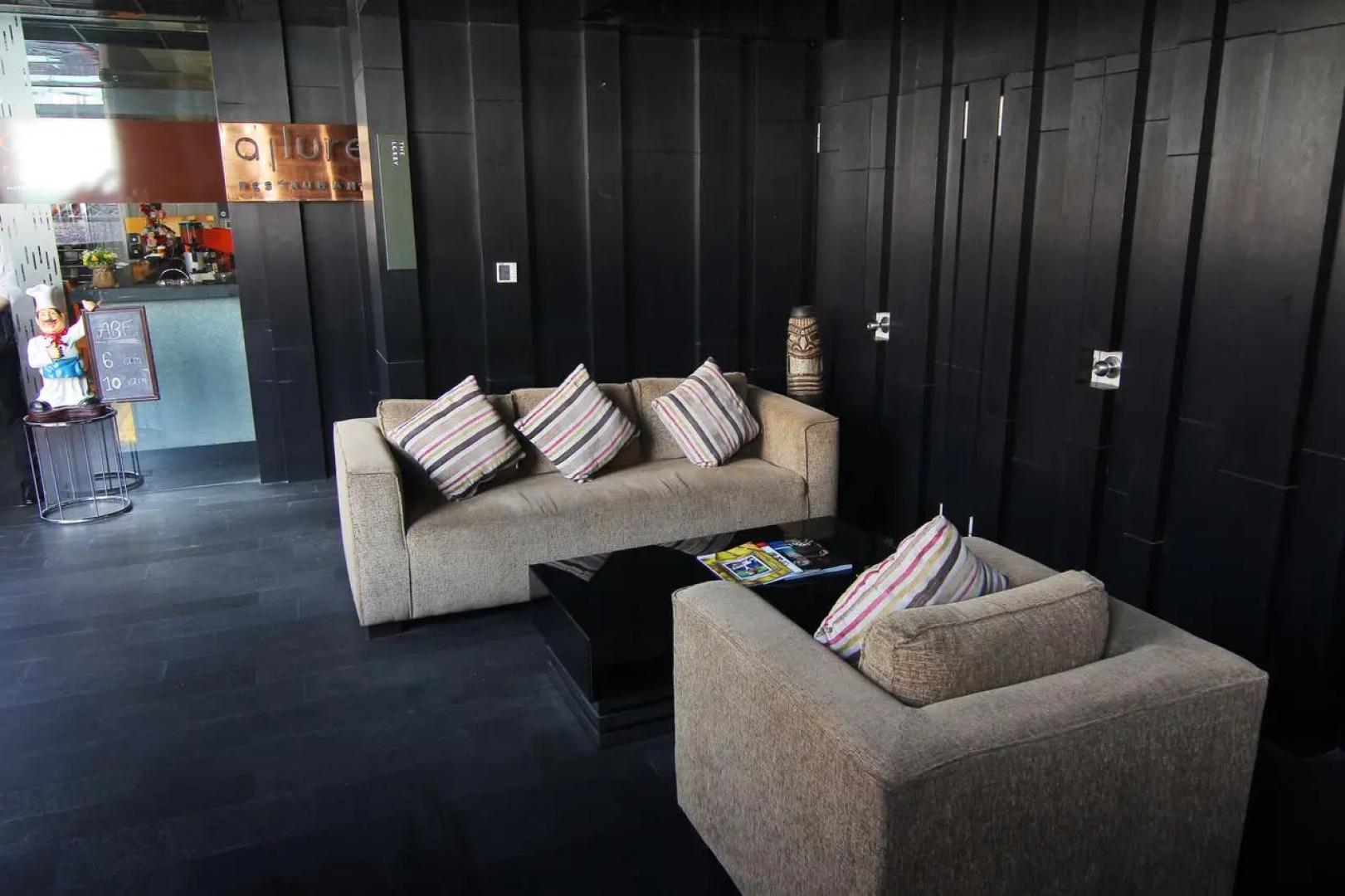 I Galleria Sukhumvit 13 (formerly D Varee Diva Hiptique)