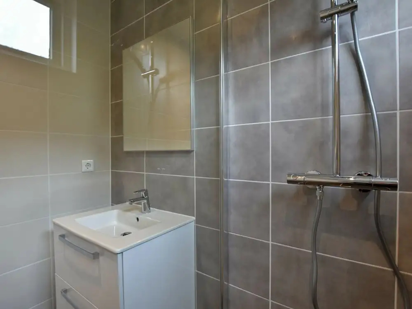 Luxury Holiday Home in Hulshorst With Terrace