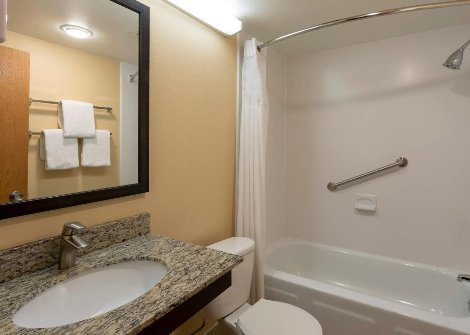 Med City Inn & Suites - Mayo Clinic Area