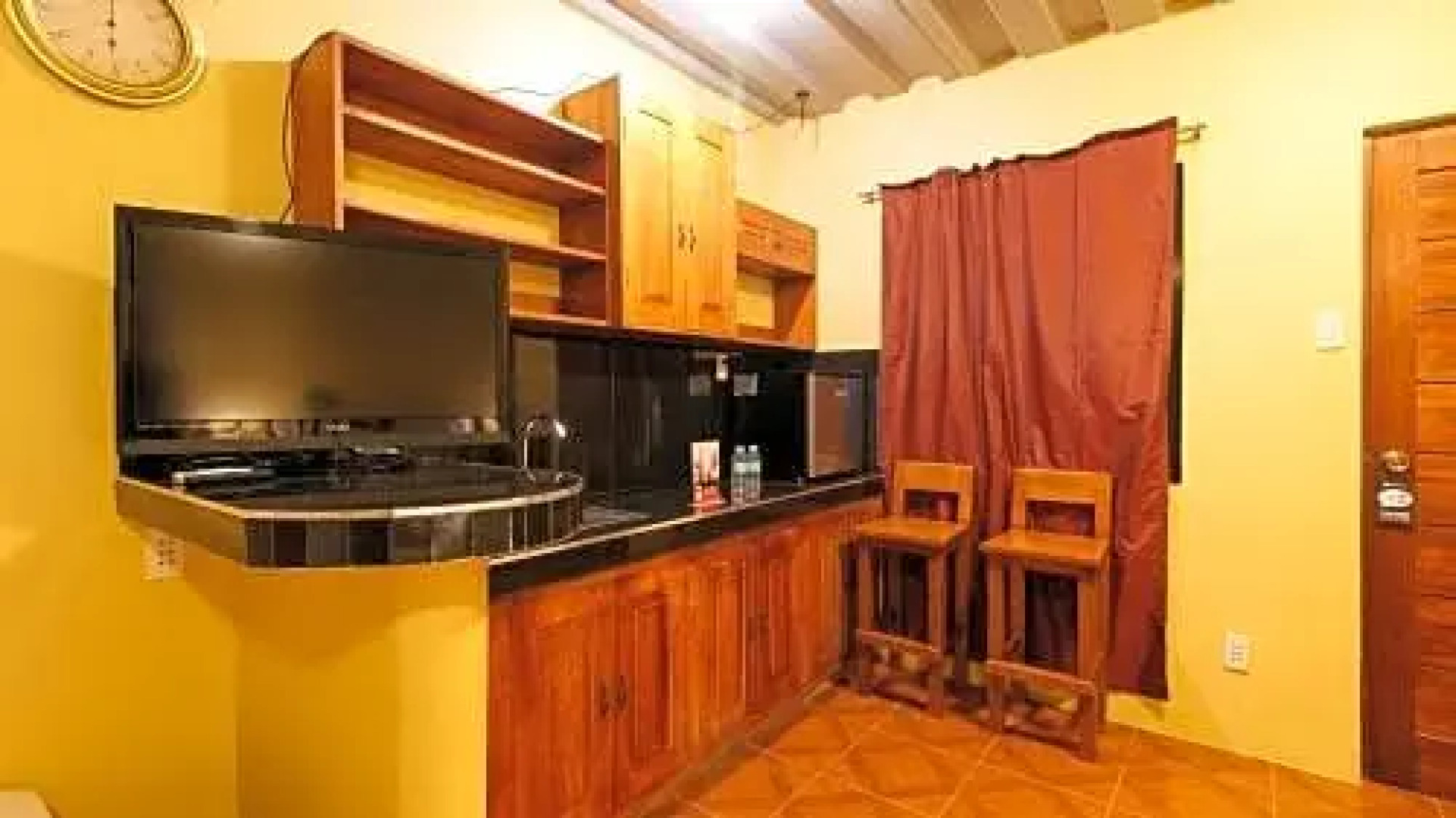 RedDoorz Plus @ Malabag Silang