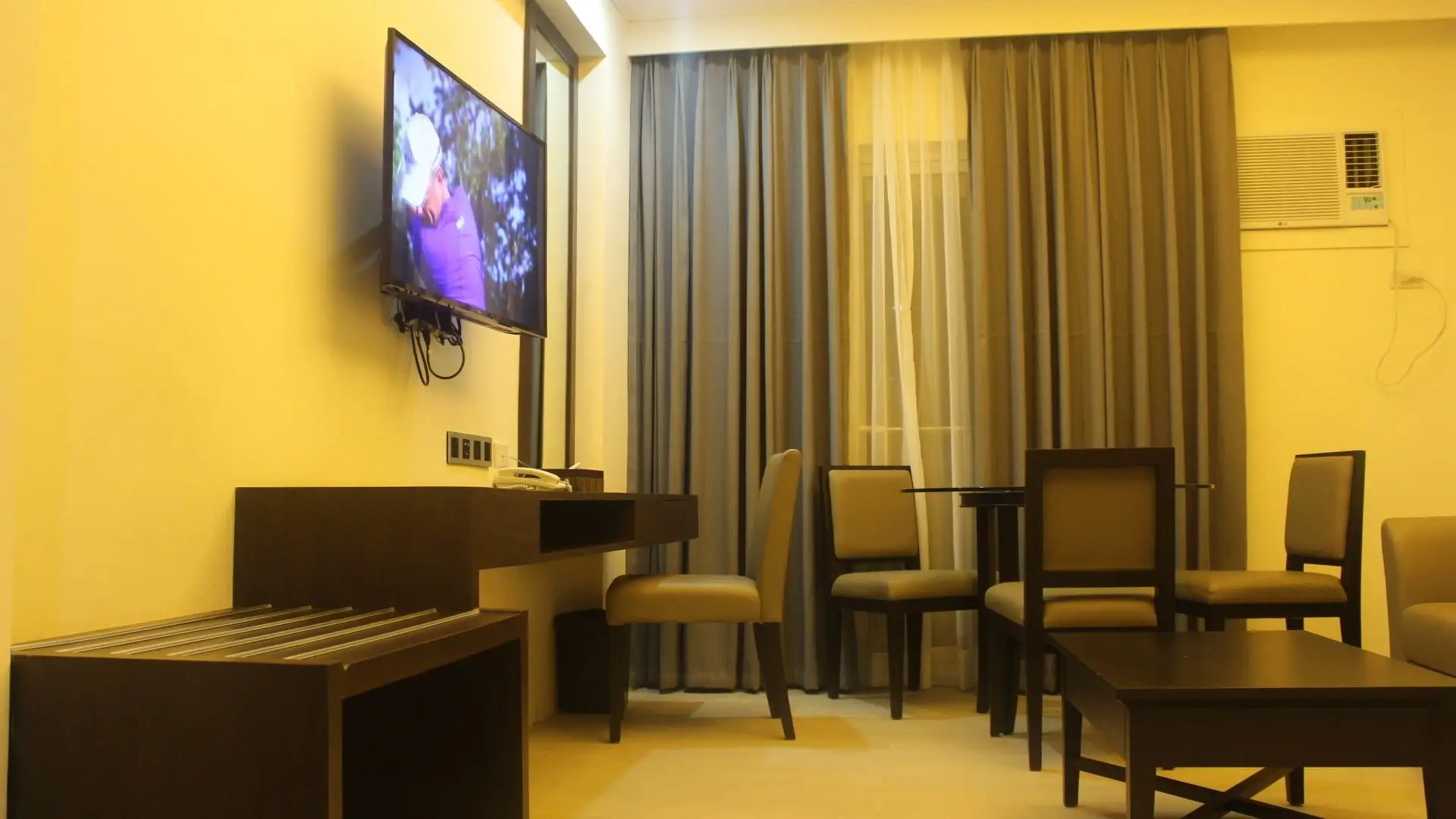 Sotogrande Iloilo Hotel