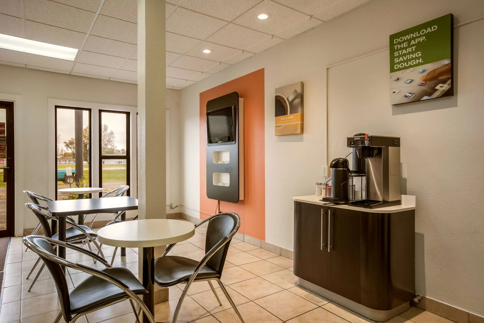 Motel 6 Albert Lea, MN