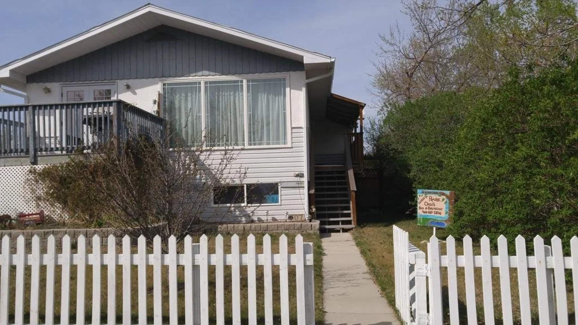 Granum's Prairie Oasis Bed & Breakfast