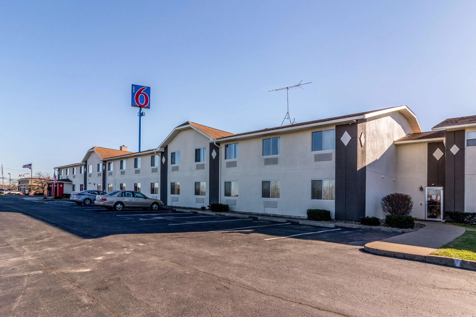 Motel 6 Barkeyville, PA