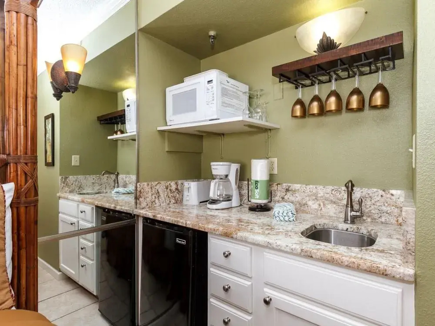 Islander 304 by RedAwning