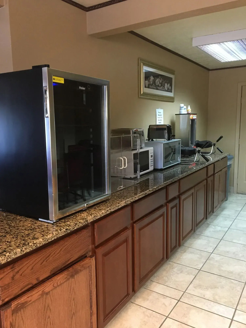 Americas Best Value Inn & Suites Ft. Collins E at I-25