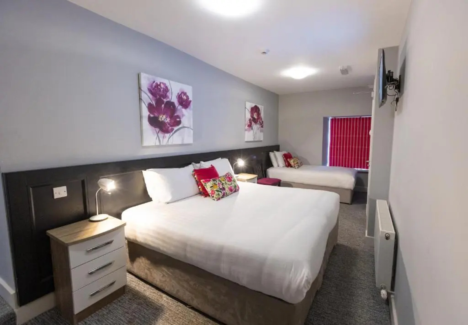 Behan's Horseshoe Bar & Restaurant