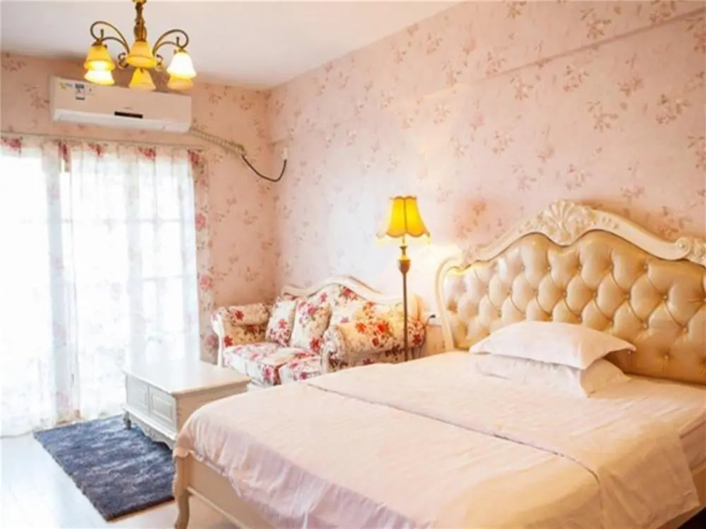 Chongqing Langqingju Apartment