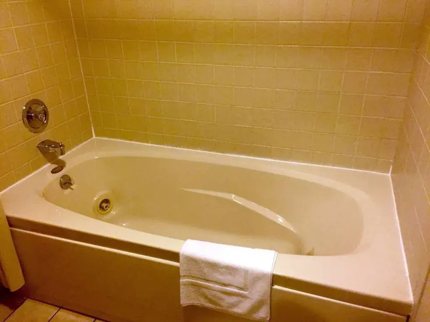 Adirondack Retreat Inn & Suites