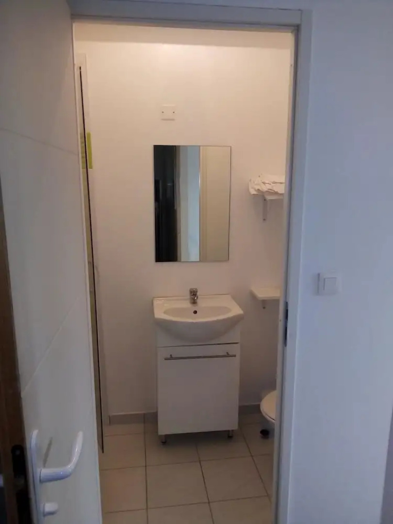 Appartement refait à neuf-Pont St Esprit