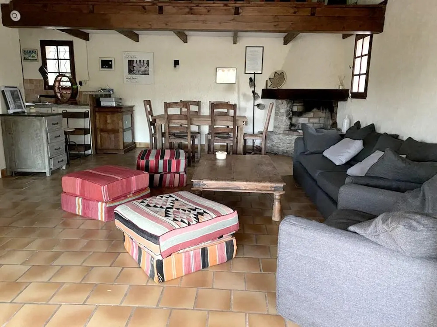 Villa With 5 Bedrooms in Entrecasteaux, With Private Pool, Enclosed Garden and Wifi