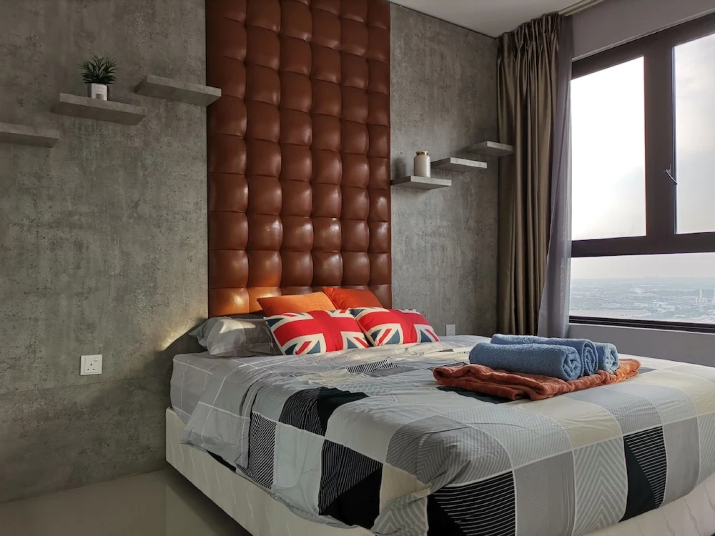 Eminent Suite @ i-Soho, i-City