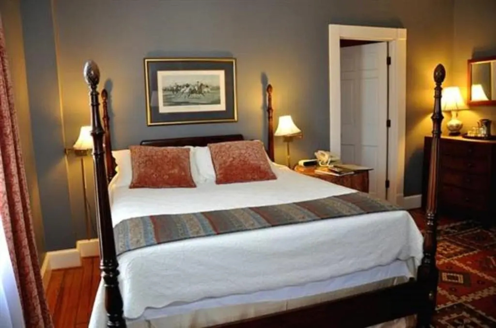 200 South Street Inn