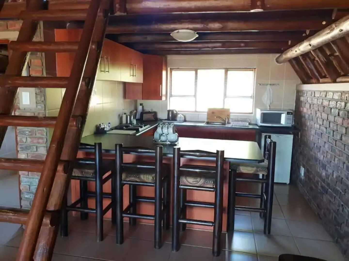 Charihandra Game Lodge