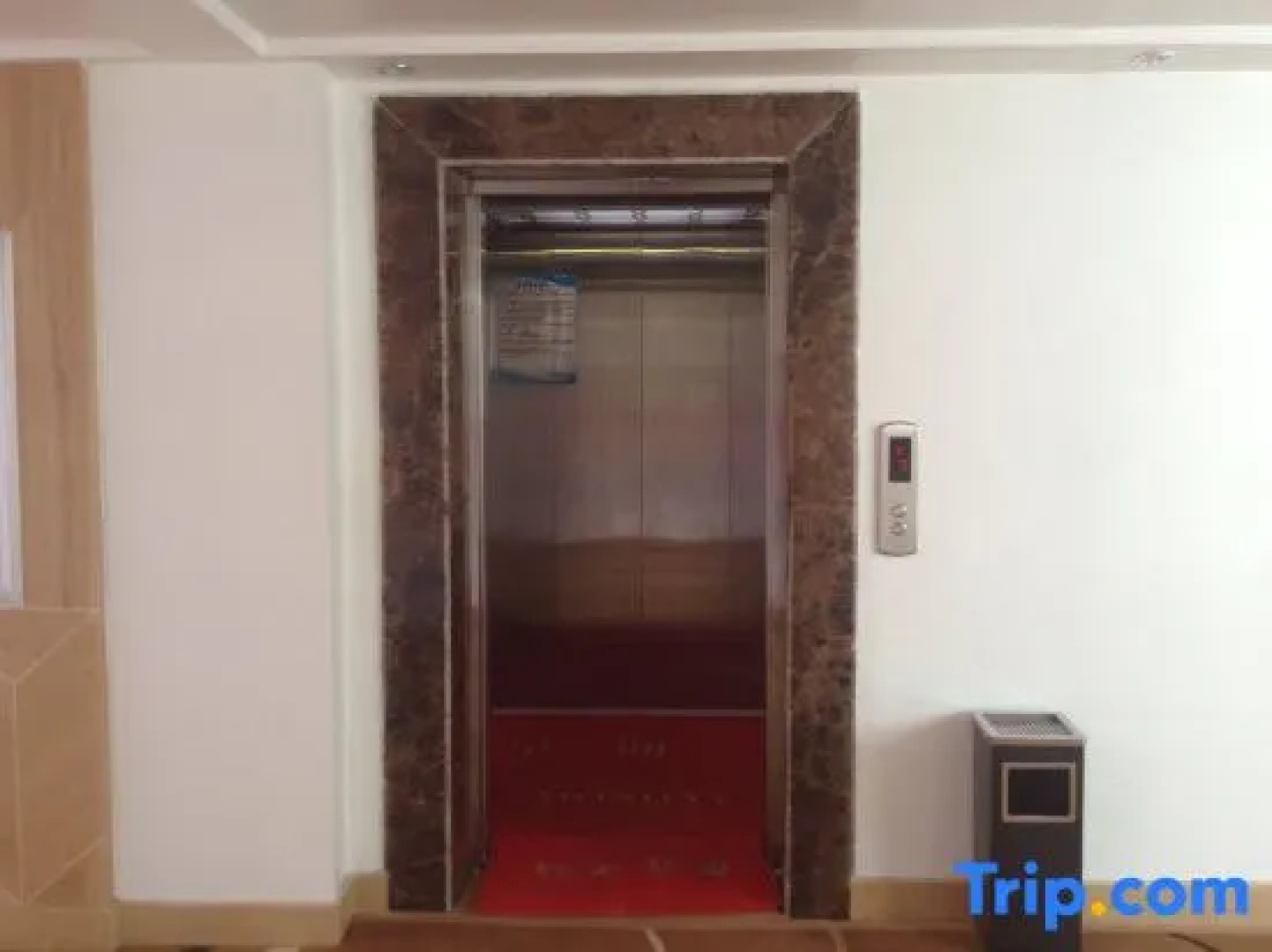 Yunti Hotel