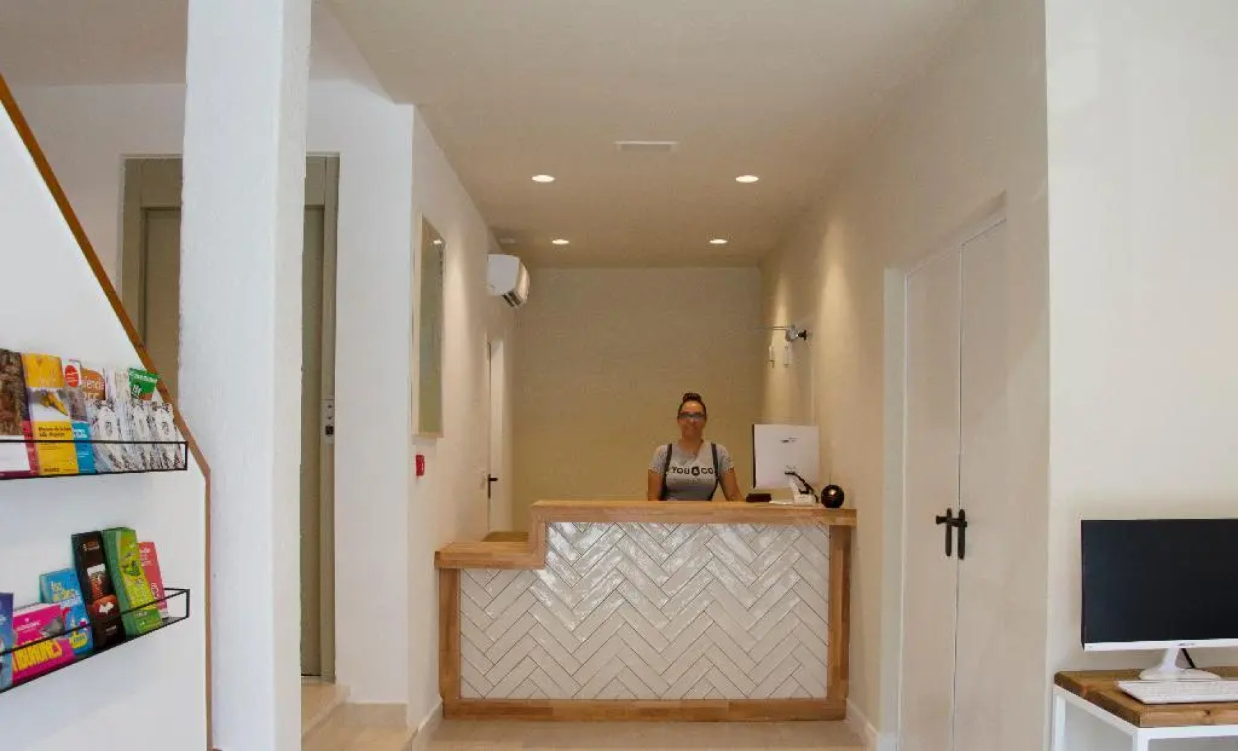 You & Co. Saler Beach Boutique Hotel