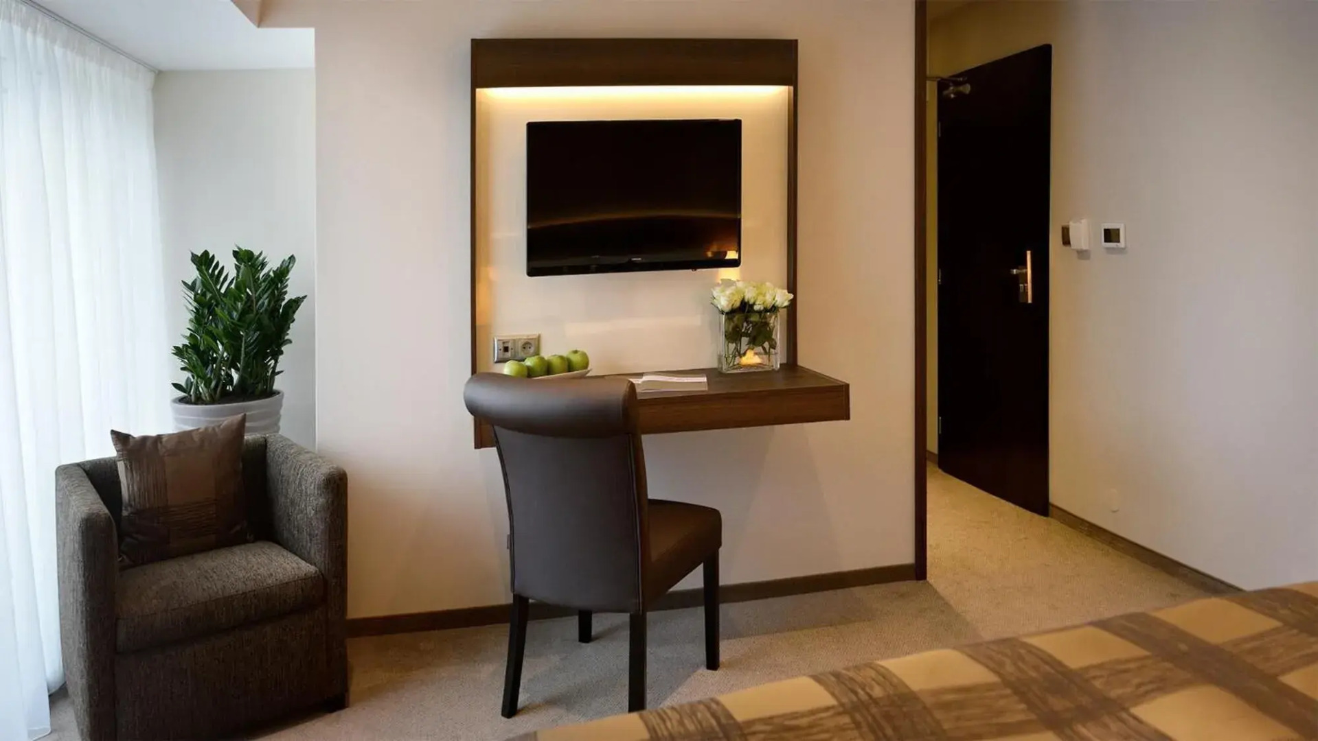 AZUL Hotel & Restaurant