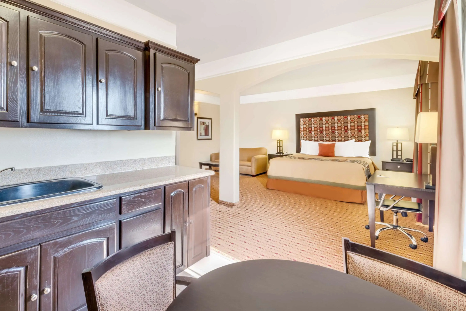 Super 8 by Wyndham Hidalgo/McAllen Area