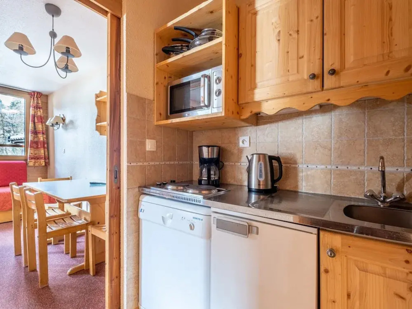 Studio in Doucy With Mountain Views