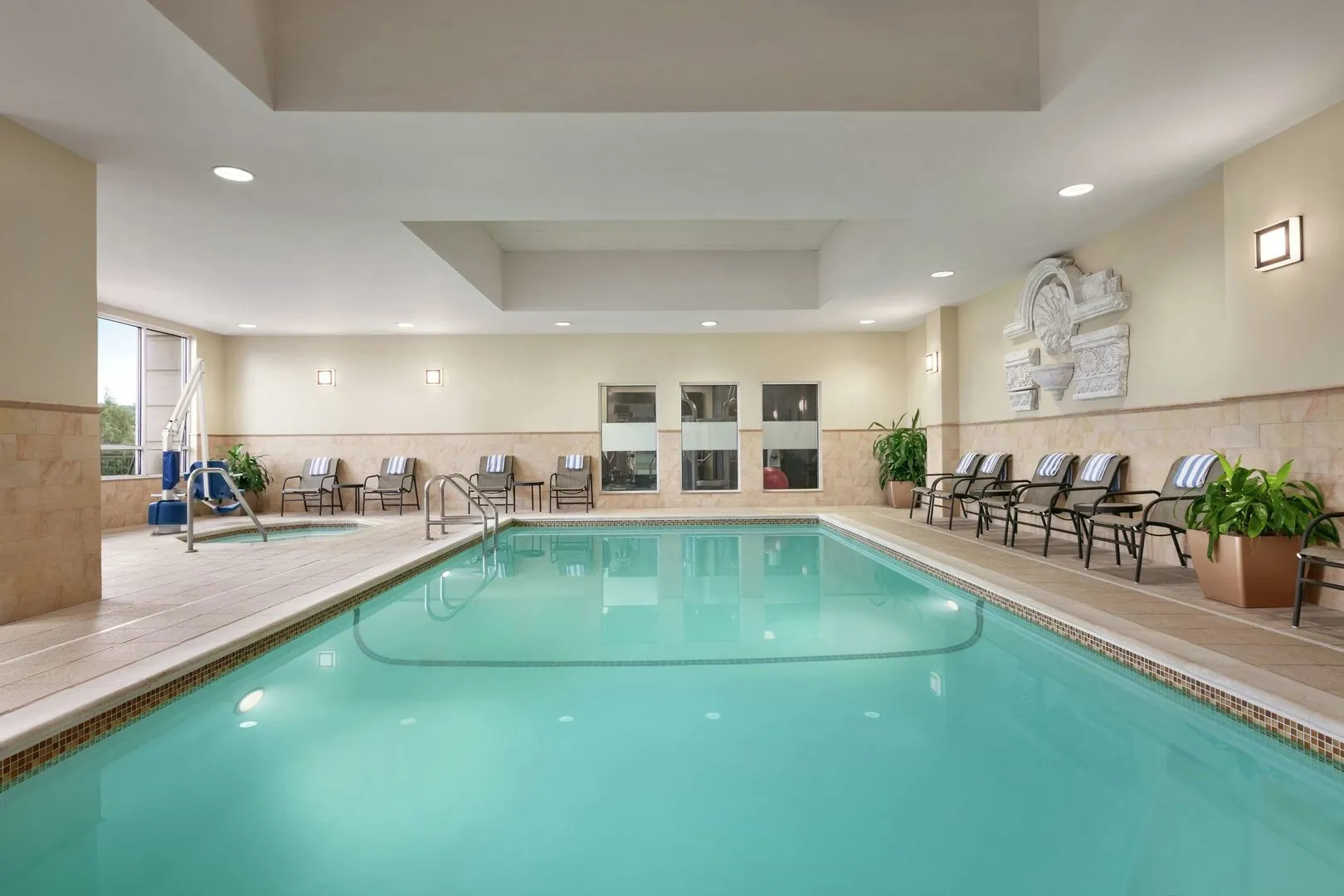 Hampton Inn & Suites Washington-Dulles International Airport