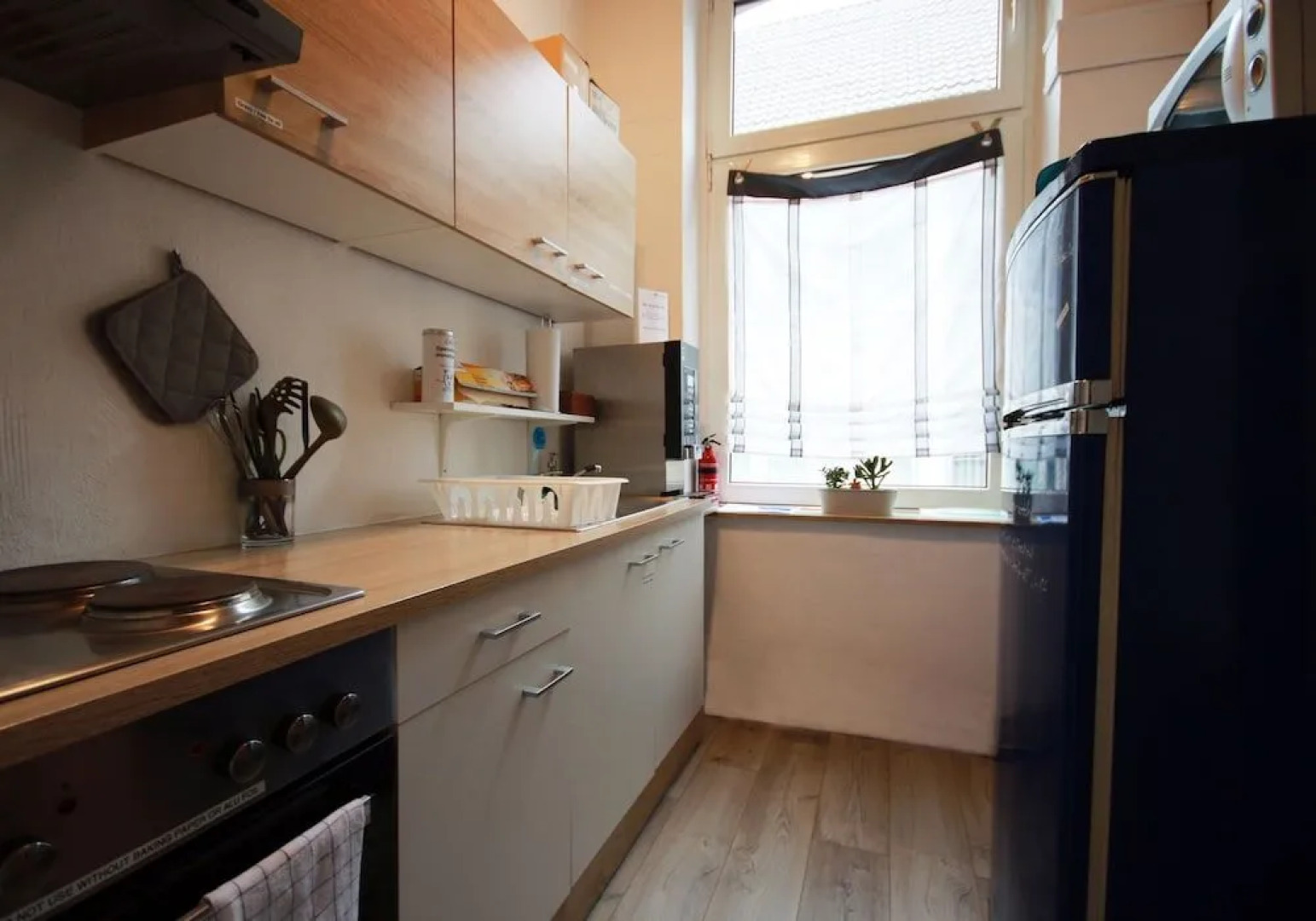 The Penny Pincher Inn - Hostel