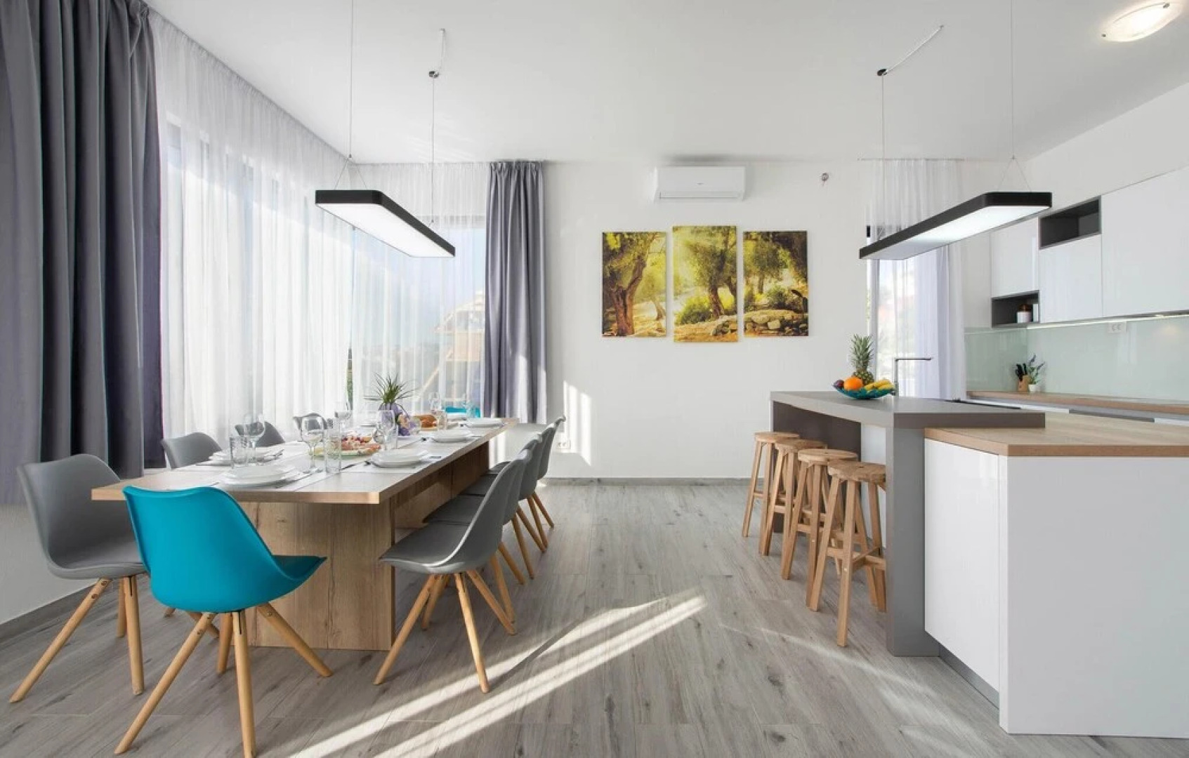 Nice Home in Kucine with WiFi, 4 Bedrooms & Hot Tub