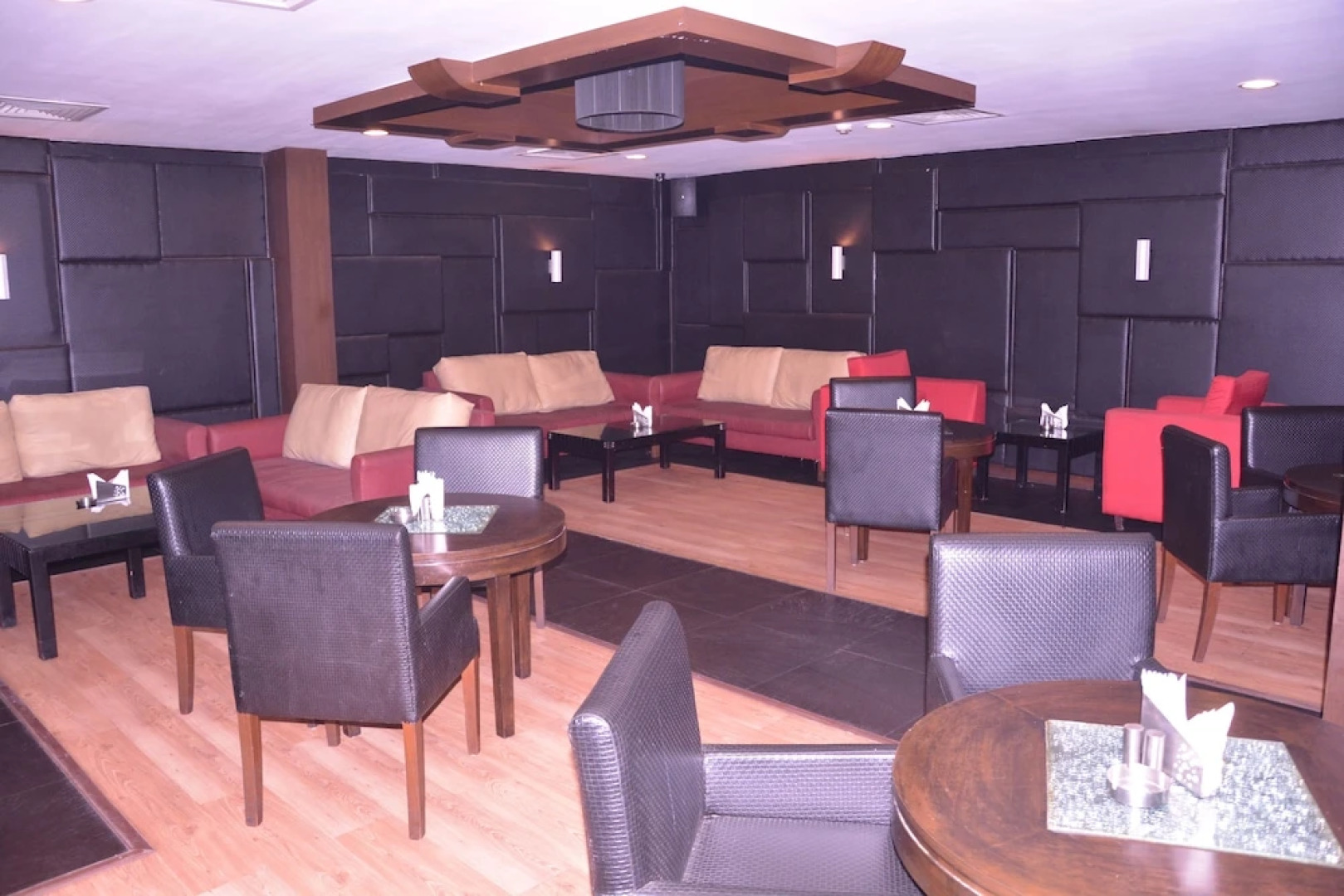 Hotel Saurabh Candy By Peppermint