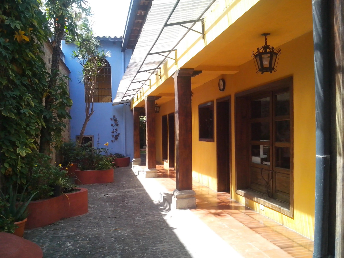 Chez Juanca Hotel Cafe