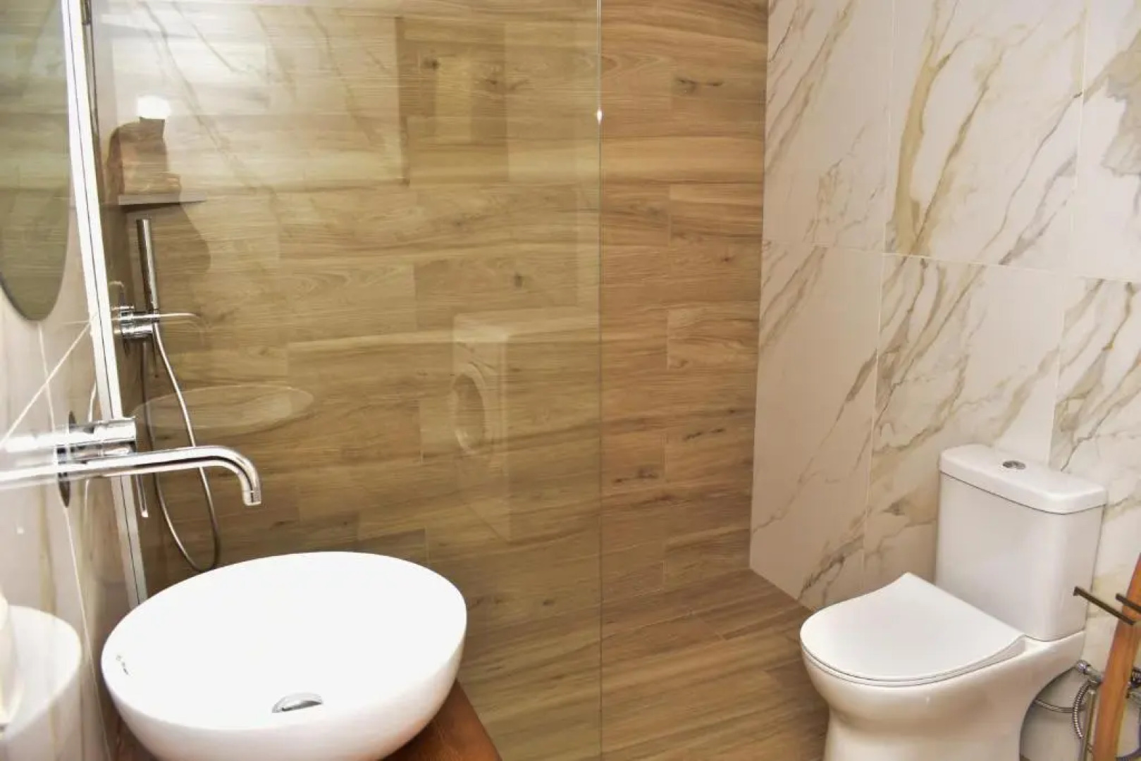 2 bedroom Villa with swimming pool-BBQ!