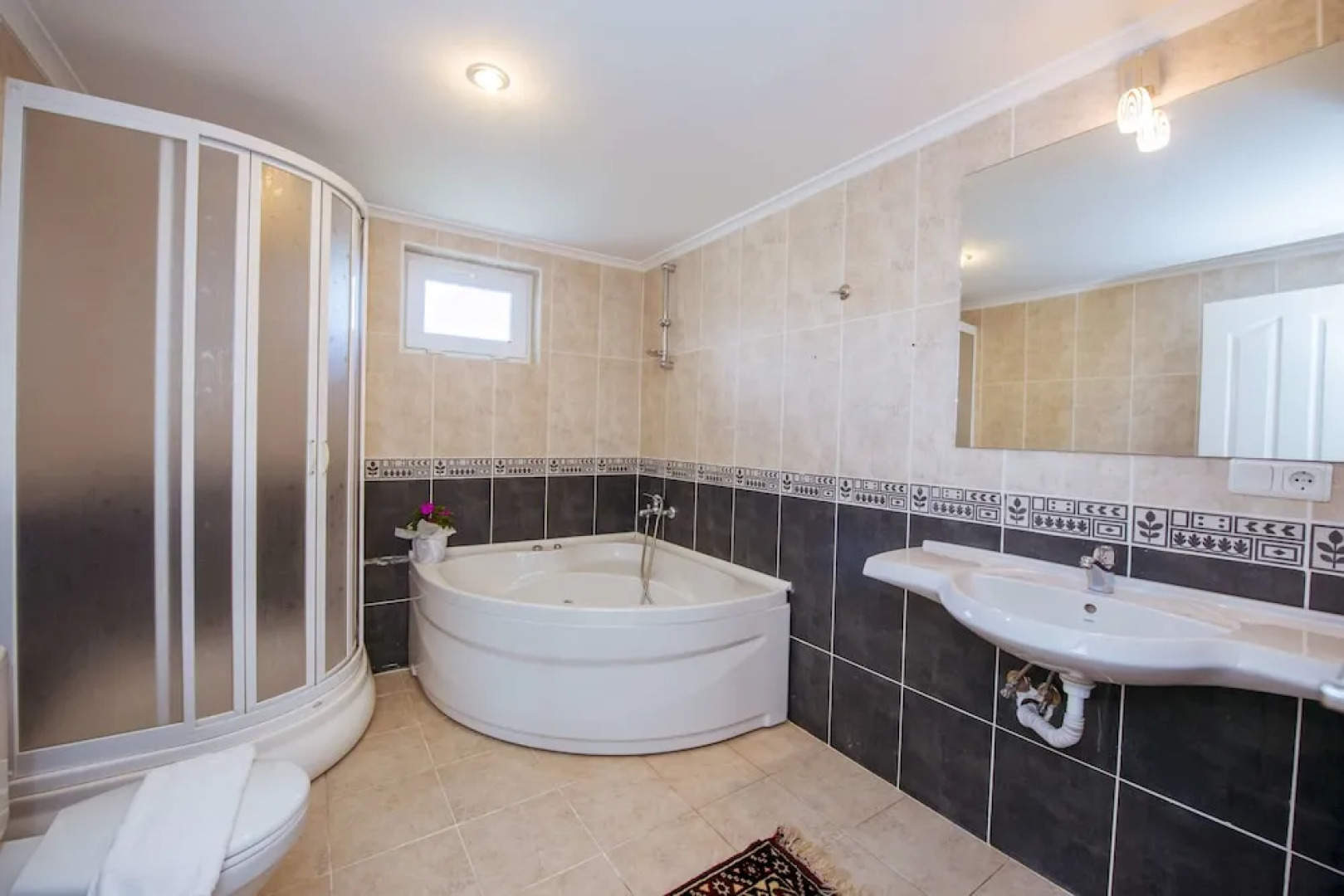 Infinity Yaniklar Villa