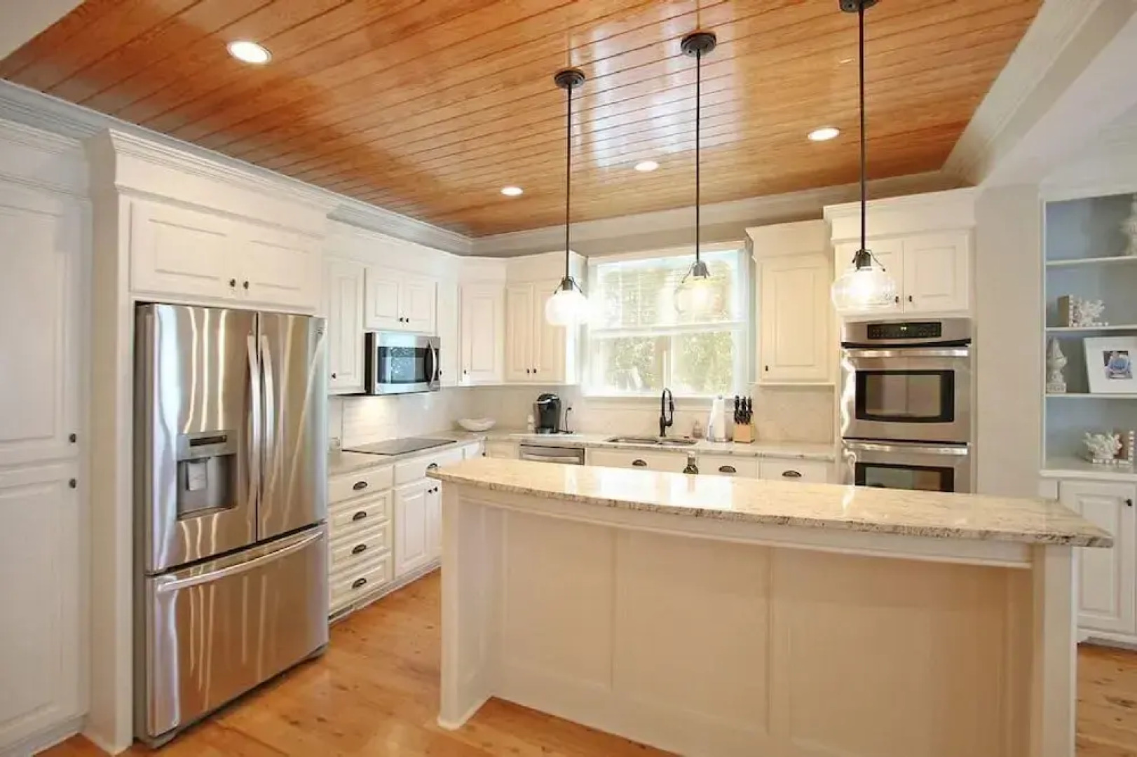 2602 Hartnett Boulevard