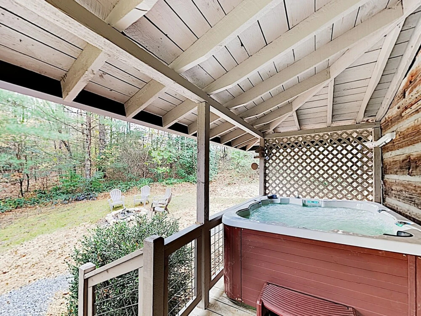 New Listing! Updated W/ Hot Tub On 2 Acres 1 Bedroom Cabin