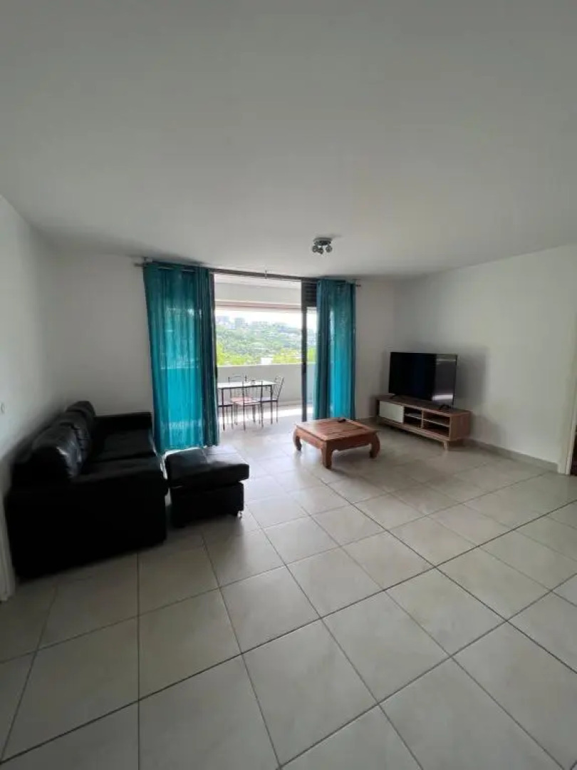 Papeete Guest Uraore