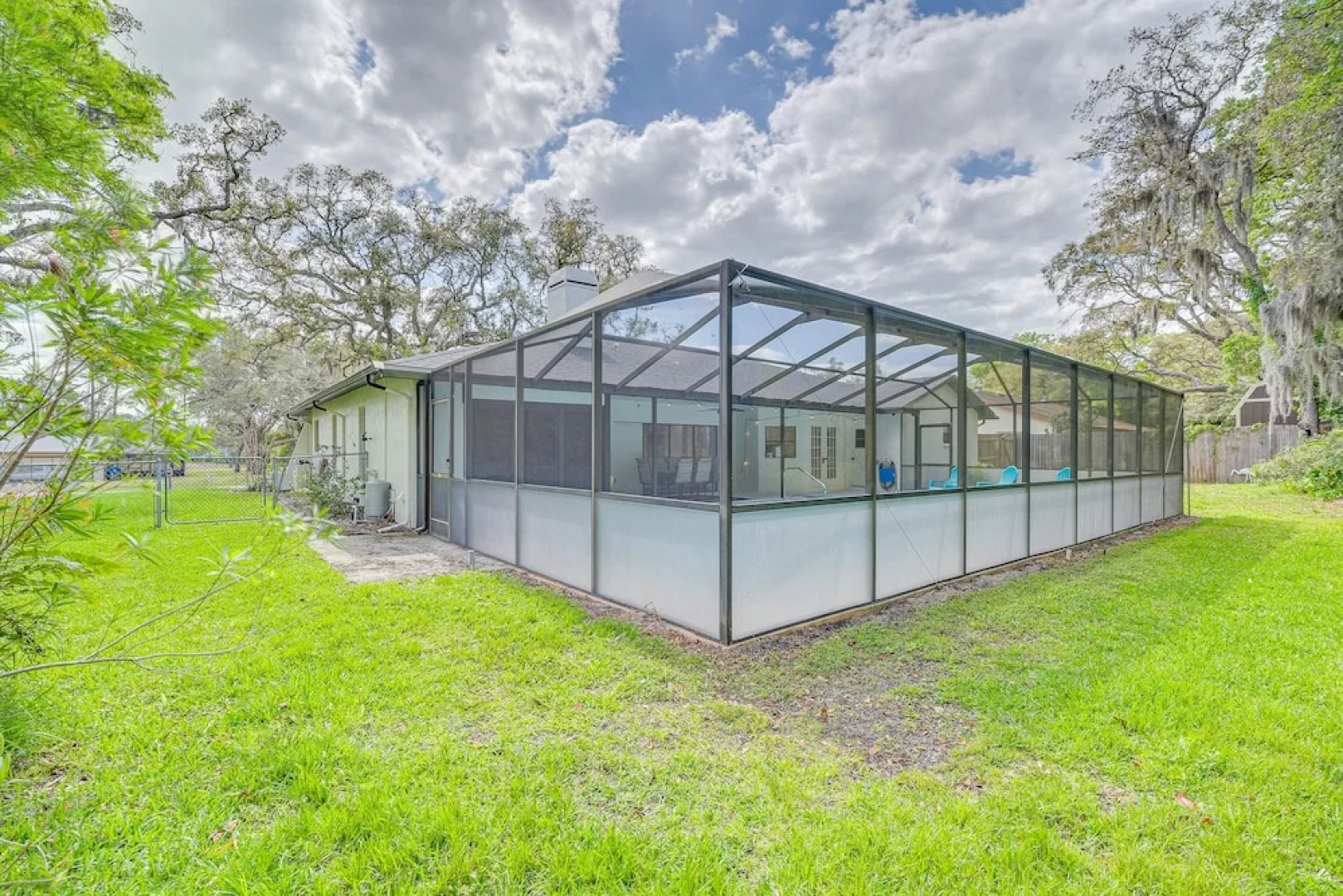 Spring Hill Retreat W/ Pool: 7 Mi To Weeki Wachee!