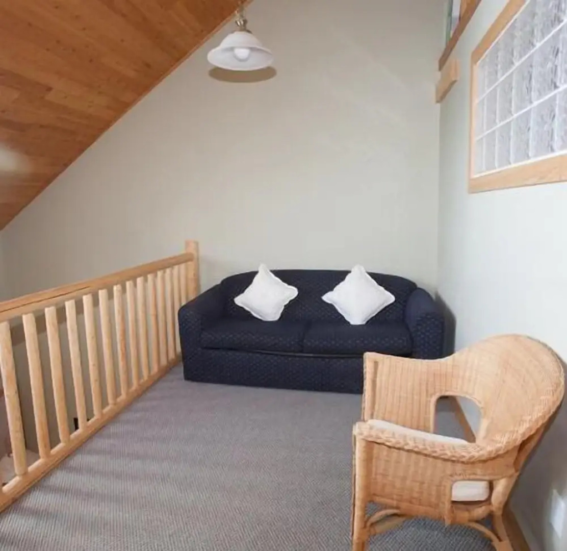 Creekview Court by Apex Accommodations