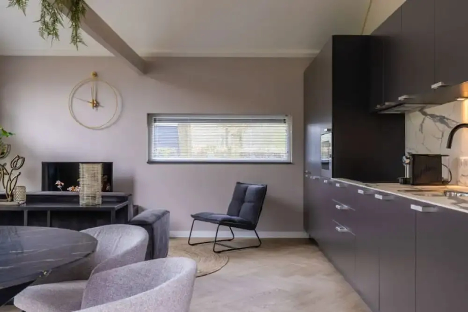 Eco Villa in Latour by Scenic Pond