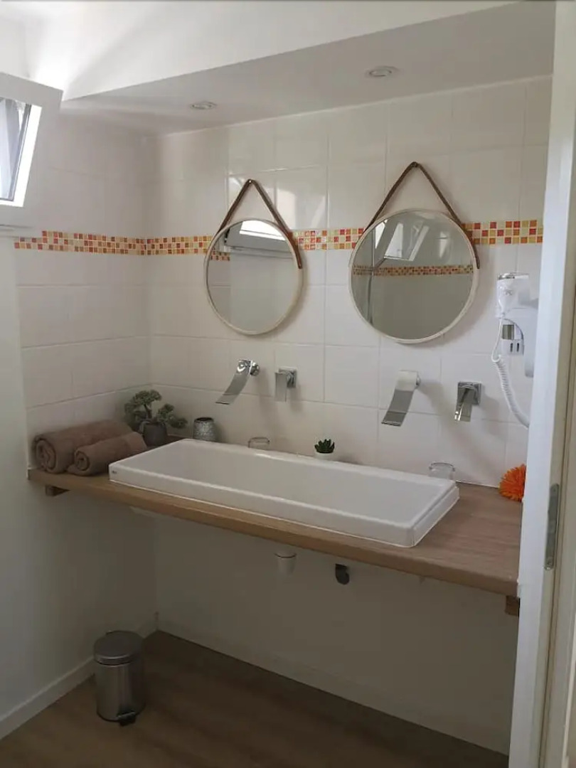 Les Chambres Du Houron