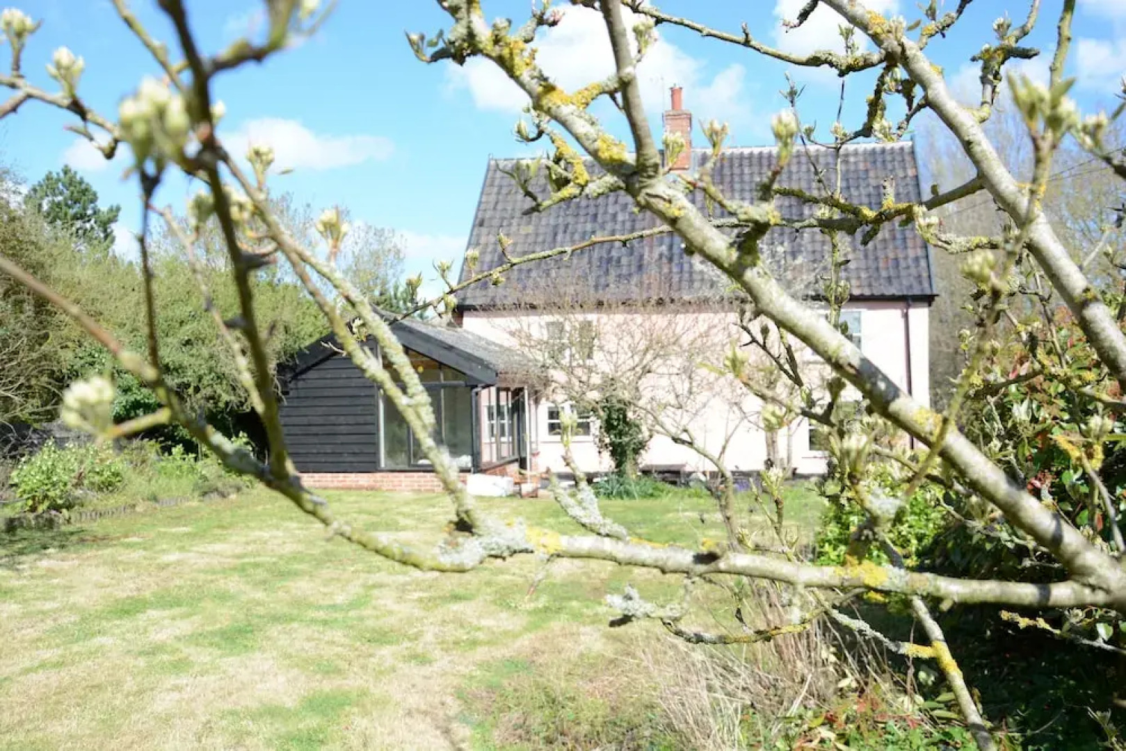 The White House With Studio