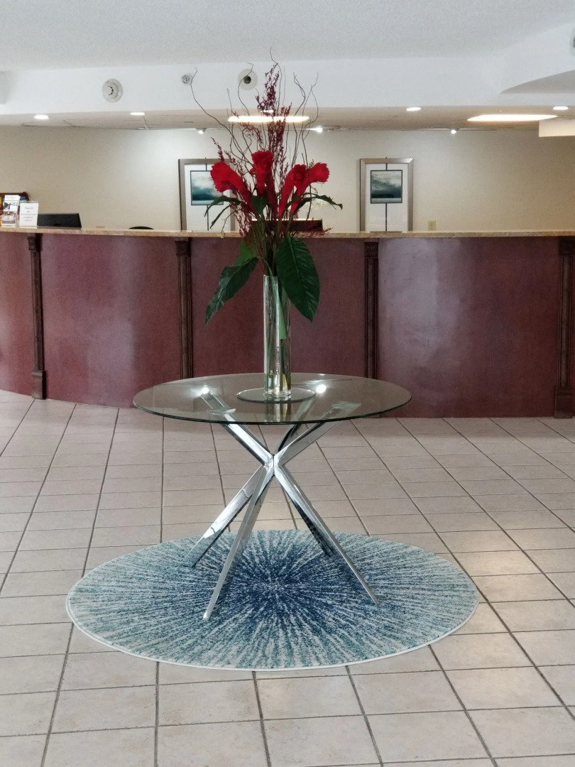 The Breakers Hotel & Suites