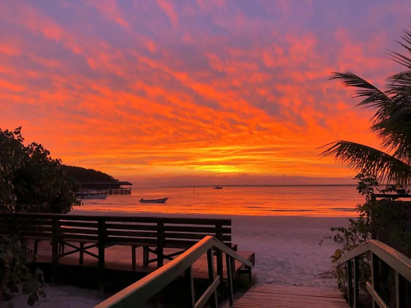 Tubarao Pousada & Camping