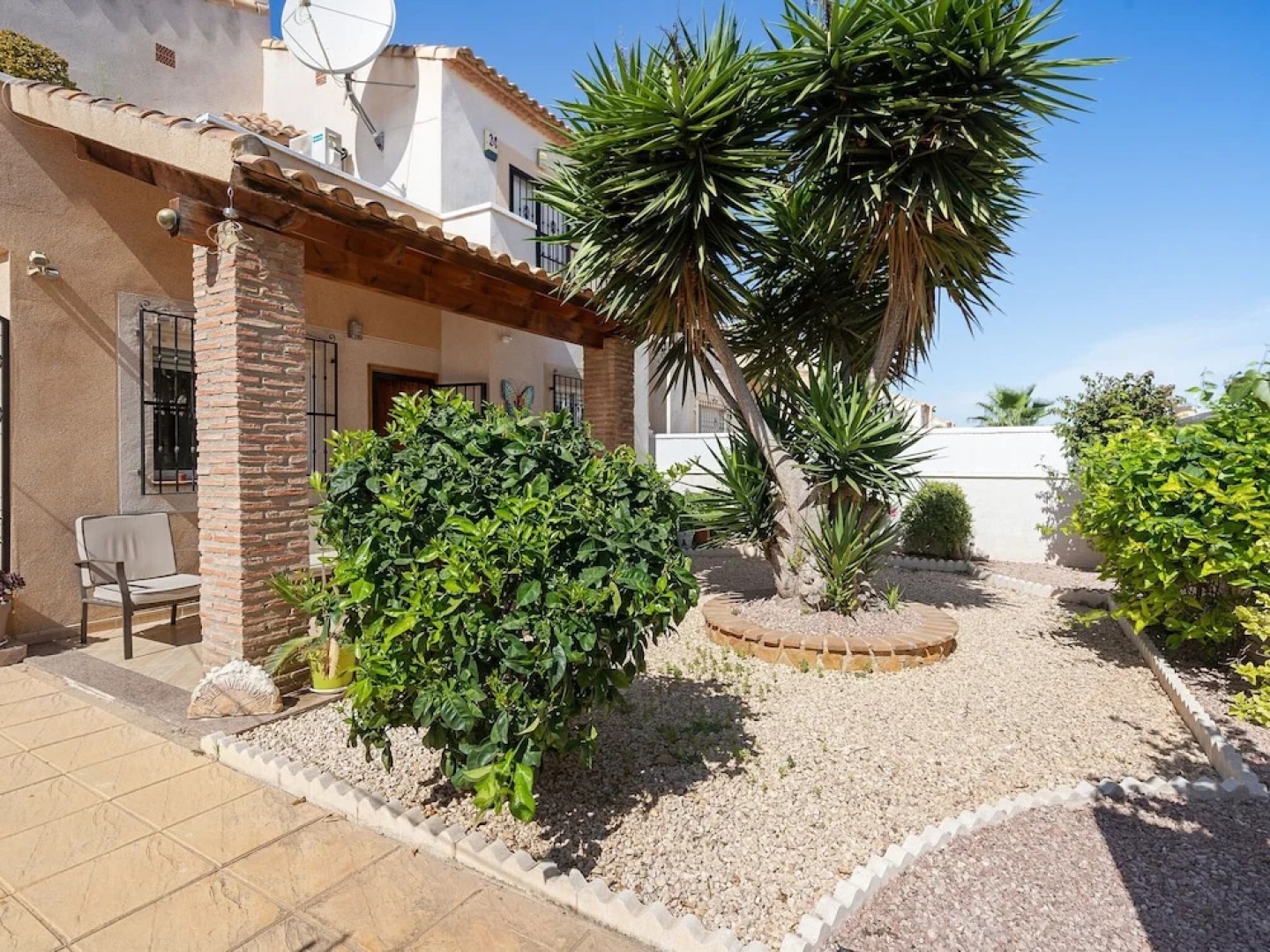 Nice holiday home in Lo Crispin near Ciudad Quesada with shared pool