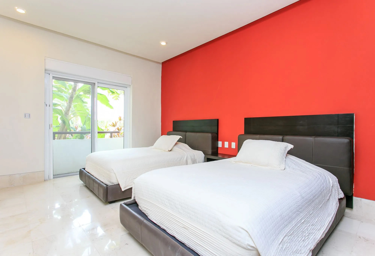 Okol Paraiso by Riviera Rentals