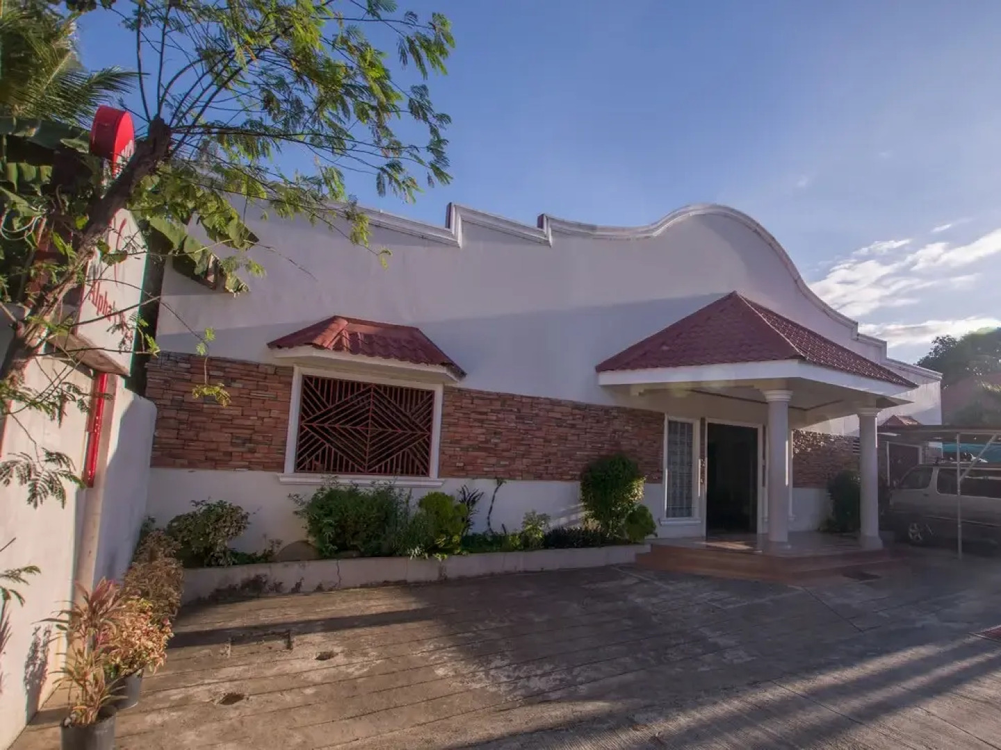 Alpha's Place Bed and Breakfast