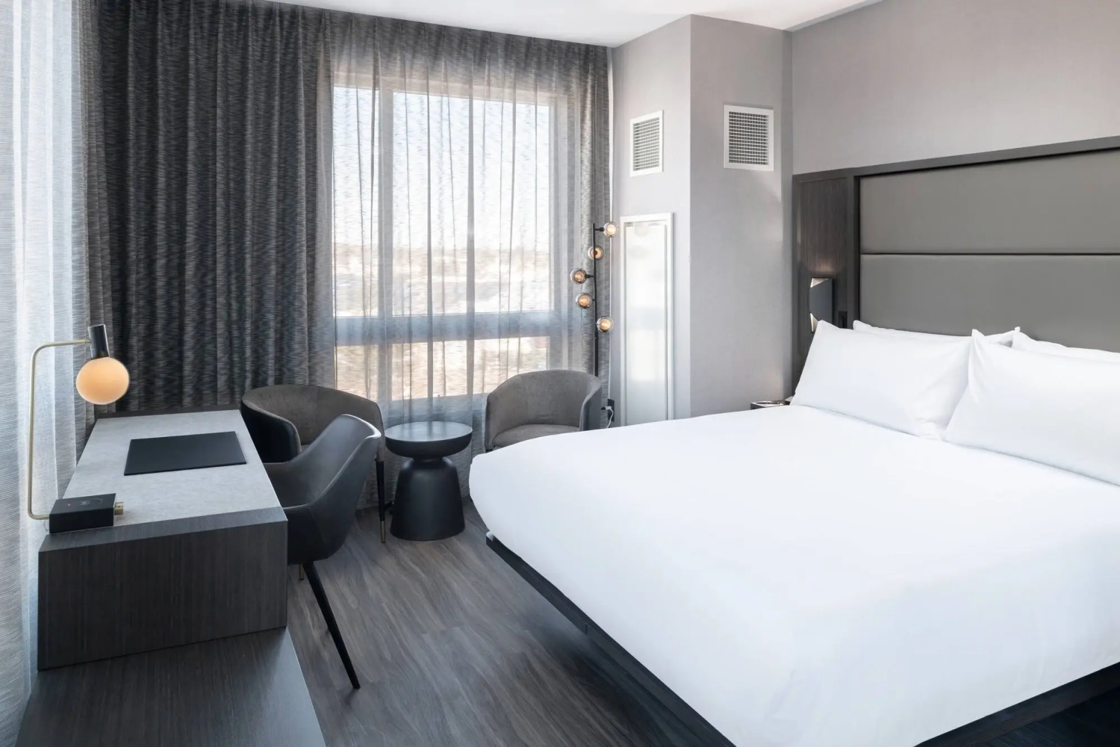 AC Hotel by Marriott Portsmouth