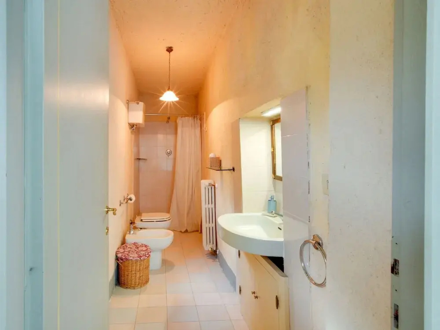 Villa in Rome With Pool & Stunning Views