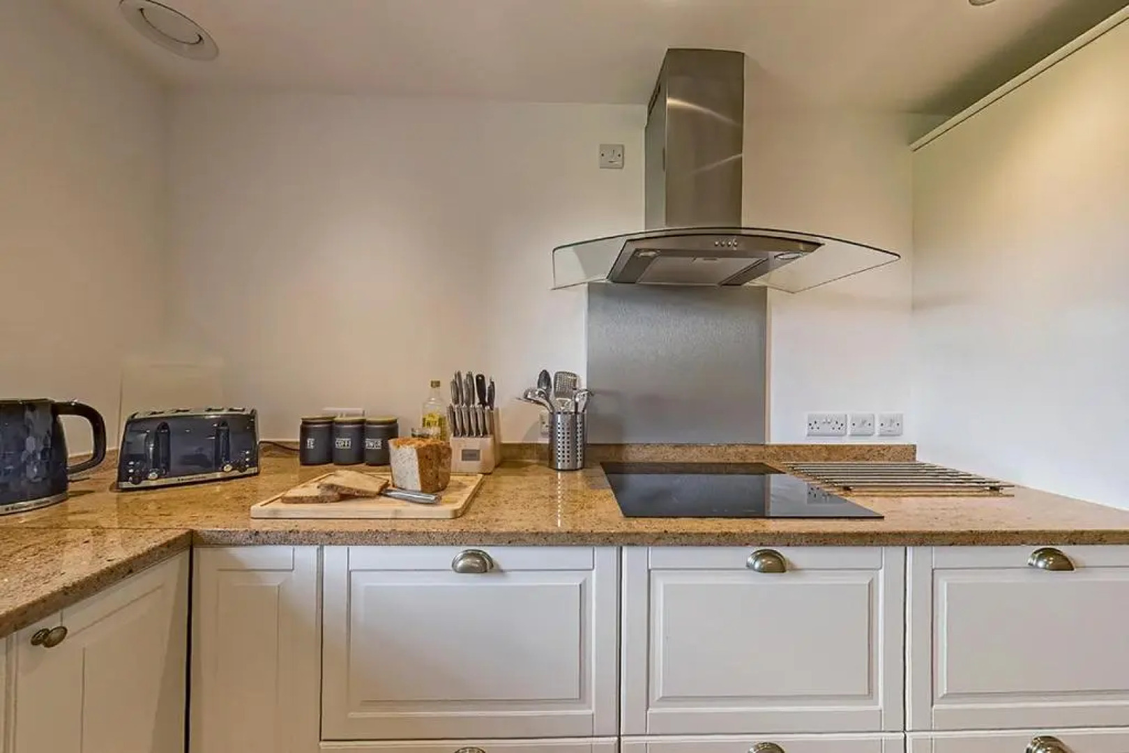 3 Bedroom Barn Conversion -Garden View - Ty Cerrig Barn