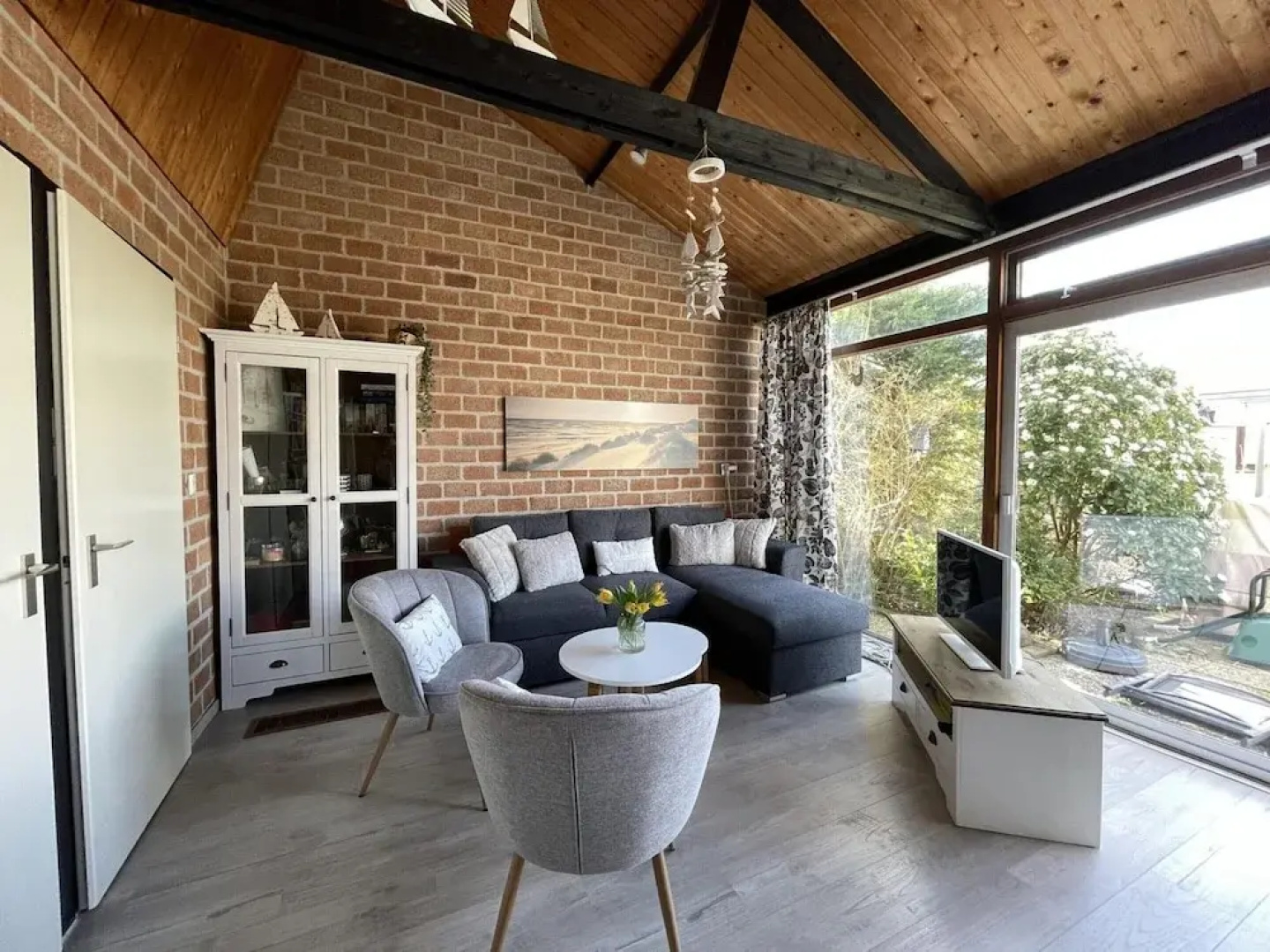 Bungalow in Sint Maartenszee Near Dune